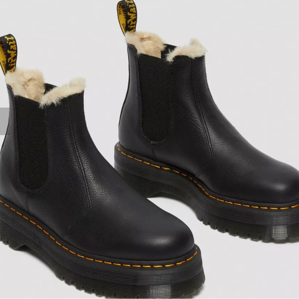 Doc Martens / Dr. Martens black boots